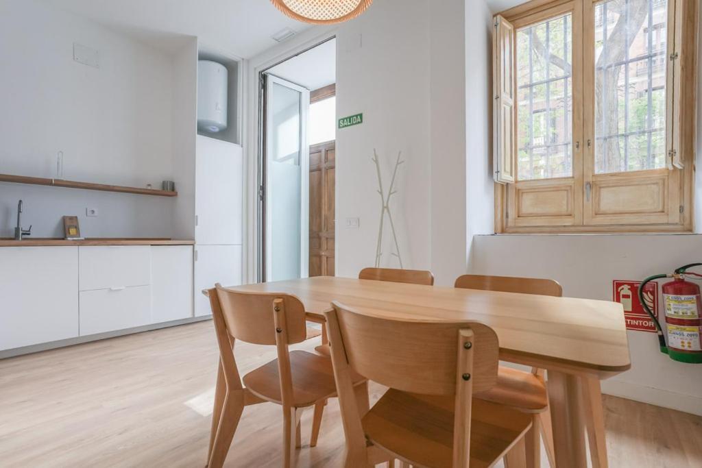 Modern Duplex-2Bedrooms 3Baths-Palacio Madrid Exterior foto