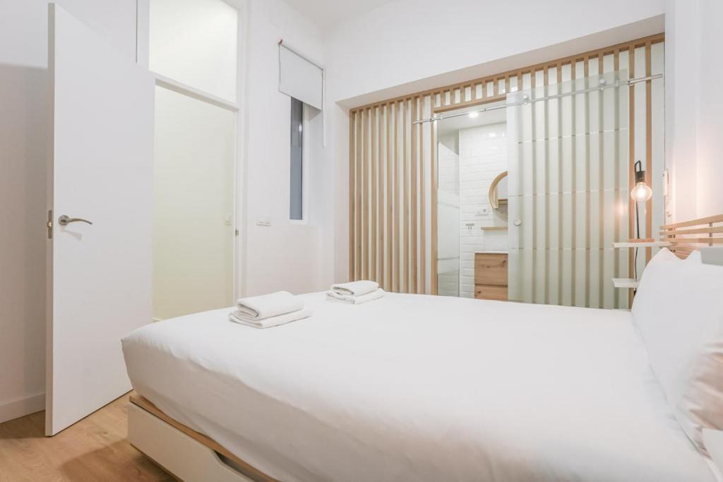 Modern Duplex-2Bedrooms 3Baths-Palacio Madrid Exterior foto